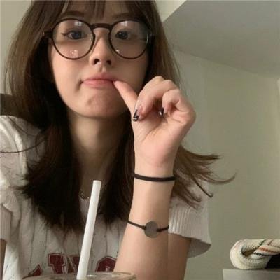 树林里的夫妻
